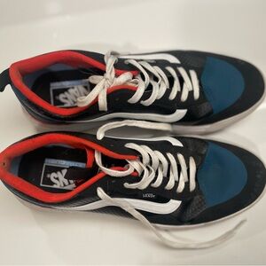 VansUltraRange Exo 'Carbon' Golf